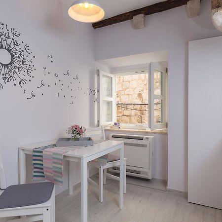 Studio Apartment Lumia ドゥブロブニク エクステリア 写真